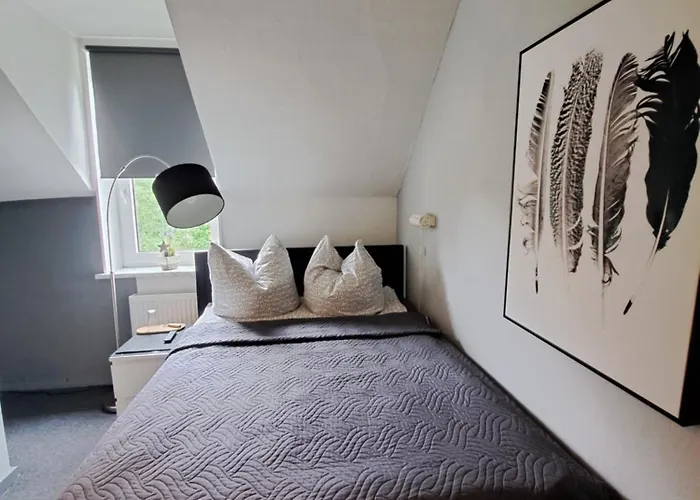 Holl Und Boll Am Hexenstieg. 3*